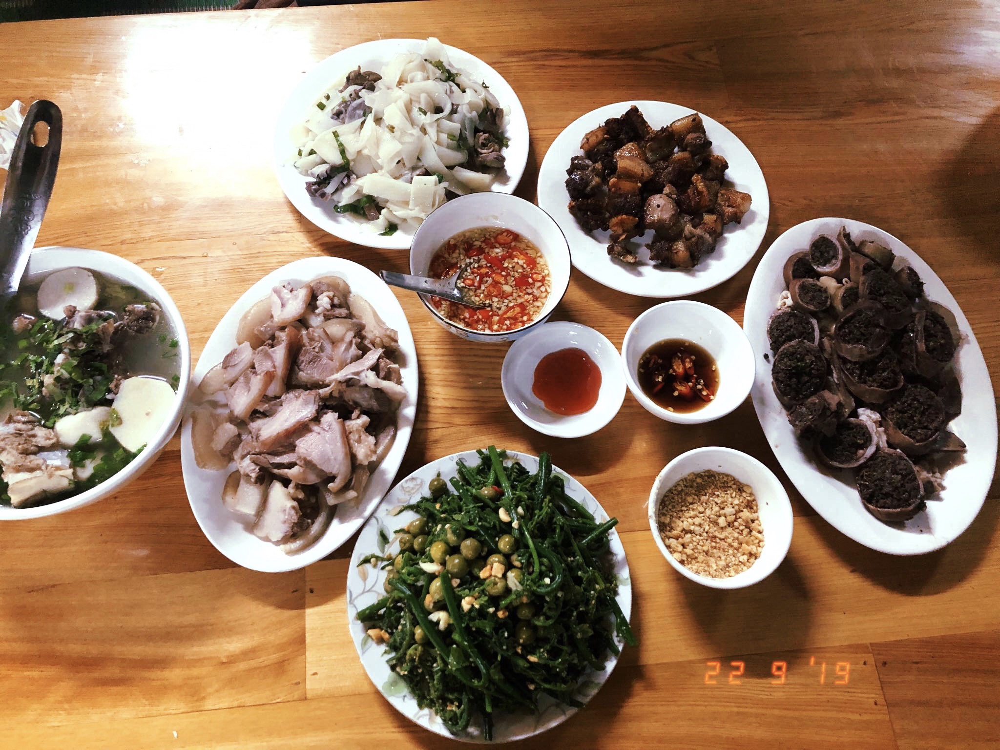 Dịch vụ Ăn uống 